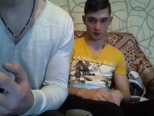 Regarder boy2and1girl's Cam Show @ Chaturbate 19/01/2016